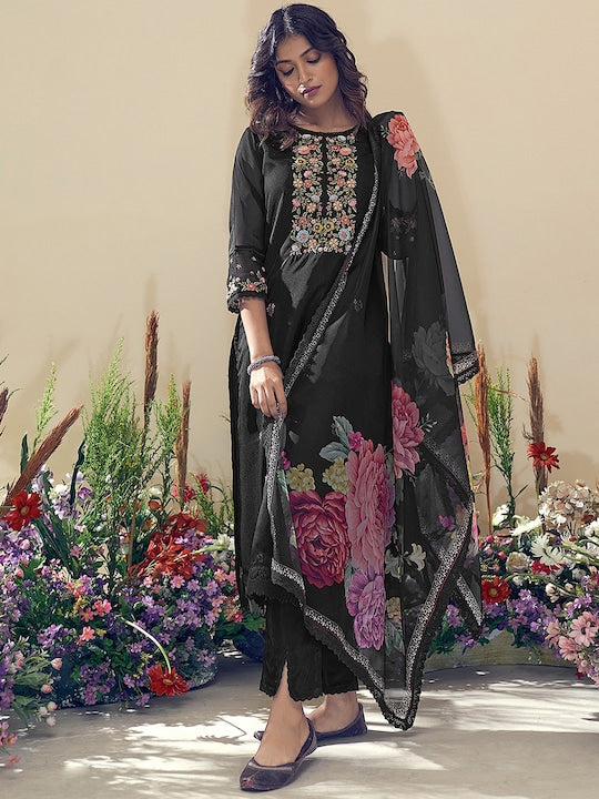 Floral Embroidered Regular Thread Work Kurta With Trousers & Dupatta