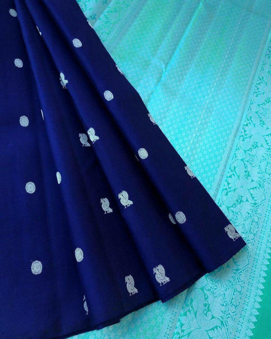 Precious Luxuriant Glimmering Blue kanchivaram Silk Saree