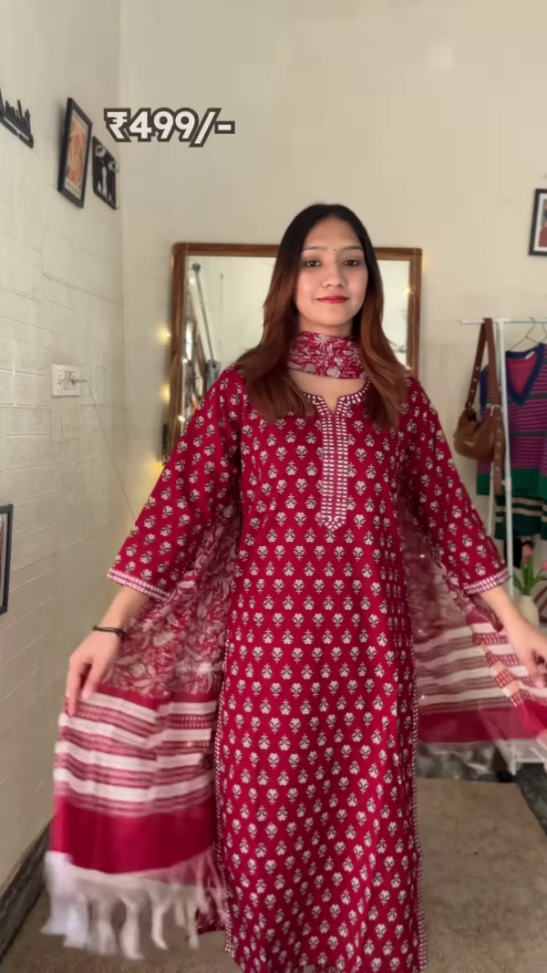 Pastel Green Floral Printed Straight Kurta Set with Dupatta - Image 4