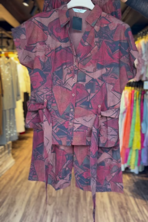 Abstract Print Co-ord Set for Women - Stylish Shirt and Shorts Combo - Casual Chic Outfit