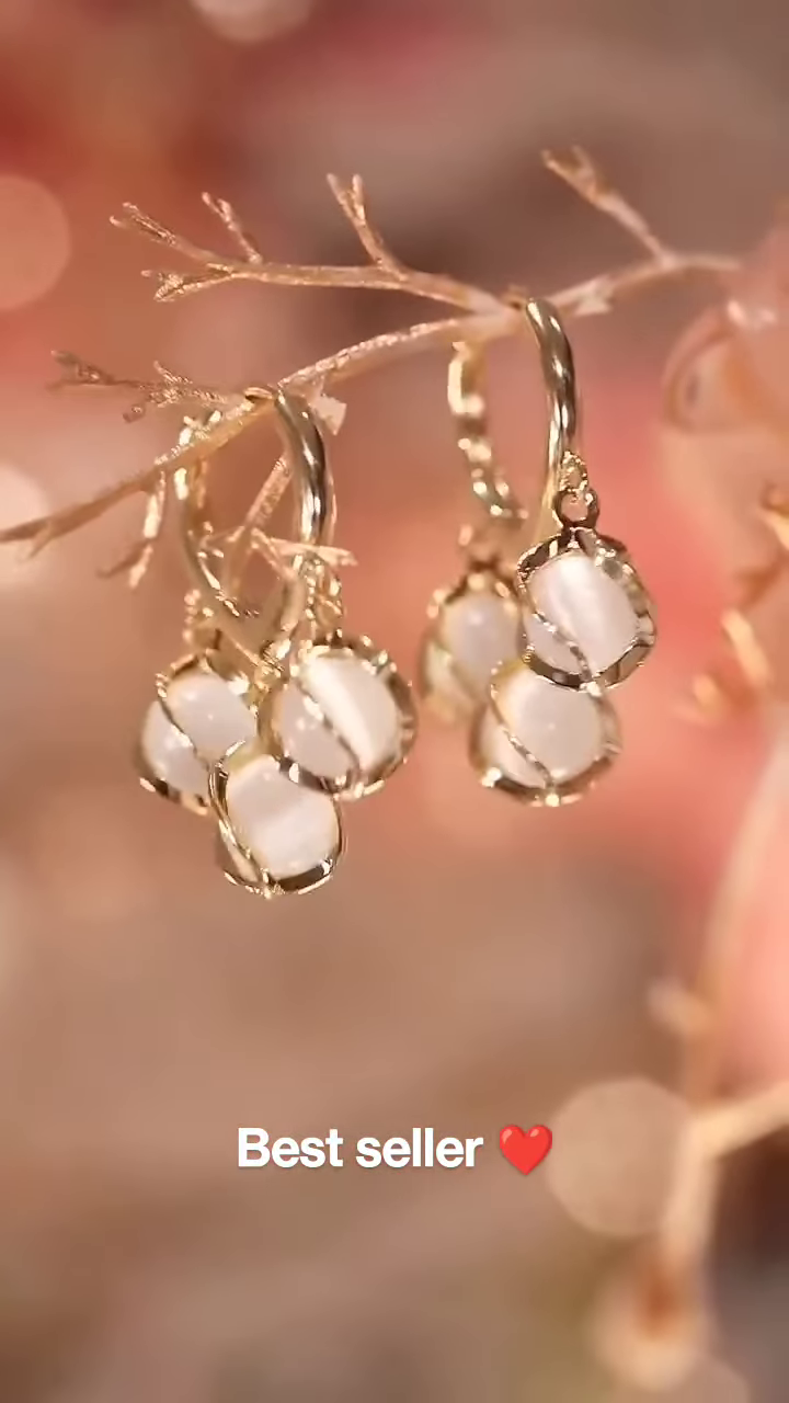 Delicate Petal Drop Earrings - Elegant Women's Floral-Inspired Jewelry