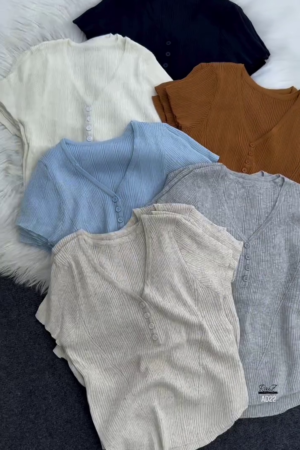 Women’s Ribbed Button-Down Short Sleeve Top