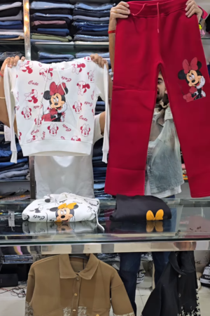 Cozy Cartoon Hoodie & Jogger Set – Cute, Comfy, and Ready for Winter ❄️🧸